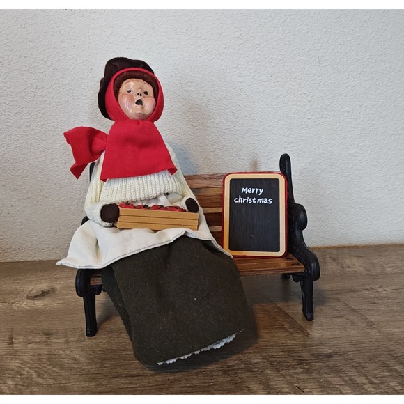 Byers' Choice Ltd. Other - VTG 1991 Byers Choice "The Carolers" Woman/Cast Iron Bench 9in. w/Apple Crate